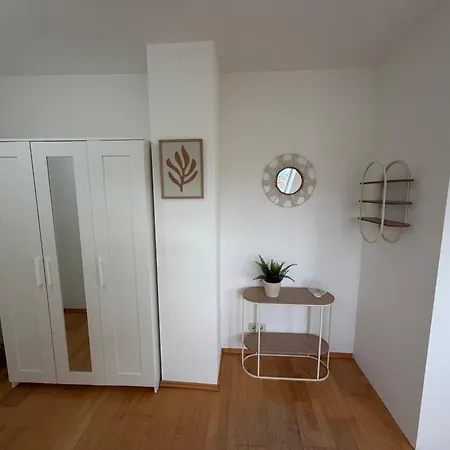 Fuer 6 Personen - Naehe Flughafen Fra