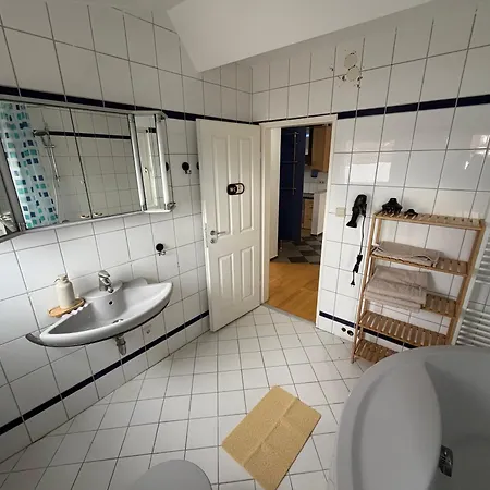 Fuer 6 Personen - Naehe Flughafen Fra Apartmán *